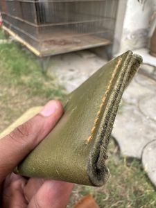 100% puro hecho a mano estilo Vintage Crazy Horse cuero plegable tarjetero Delgado corto RFID antirrobo billetera Cierre de botón - Product Image 5