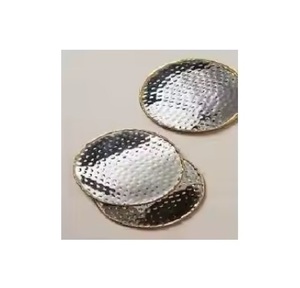 Sous-verres modernes en métal de forme ronde en acier inoxydable avec une finition élégante, parfaits pour la décoration intérieure élégante et la protection des boissons - Product Image 5