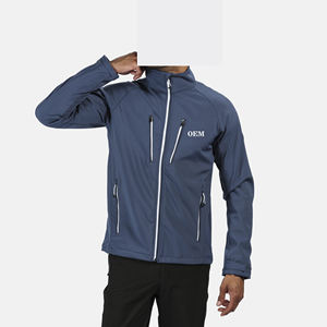 Chaqueta Softshell impermeable a prueba de viento de 3 capas para hombre, elegante y versátil, con capucha, suministro OEM, resistente al agua con cierre de cremallera - Product Image 1