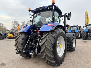 Nuevo tractor Hollandd T7.245 en venta 245HP, tecnología EcoBlue, ideal para operaciones agrícolas versátiles - Product Image 4