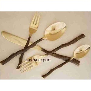 Ensemble de cuillères et de couteaux en acier inoxydable poli miroir plaqué or artisanal en gros, utilisation pour la vaisselle à domicile, manche noir - Product Image 3