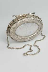 Bolso de Mano Metálico de Lujo Inspirado en Diseñadores para Mujer, Bolso de Noche Único y Perfecto con Correa de Cadena, Moda de Lujo - Product Image 2