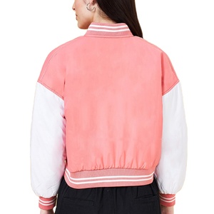 เสื้อแจ็คเก็ตวาร์ซิตี้แบบครอป ดีไซน์ใหม่ ขายส่งระดับมืออาชีพ แฟชั่นยอดนิยม สั่งทำสีและโลโก้ได้ เสื้อผ้าผู้หญิง - Product Image 2