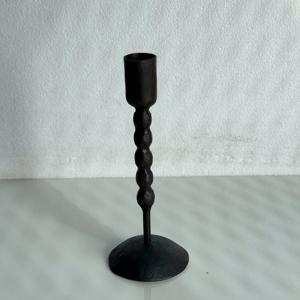 Nouveauté : Bougeoir en fer forgé à la main, finition noire huilée, pour la décoration de la maison, de l'hôtel, du restaurant, à bas prix en Inde - Product Image 1