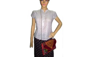 กระเป๋าคลัทช์ Banjara ทำด้วยมือโบฮีเมียนมีกระจกที่ซับซ้อนจุได้เยอะซิปสีสดใสไม่ซ้ำใครทำจากผ้าฝ้าย - Product Image 4