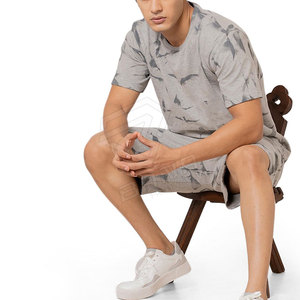 Nuevo Conjunto de Pantalones Cortos de Dos Piezas para Hombre, Estilo Urbano, Casual, Transpirable, de Secado Rápido, con Logotipo Personalizado, Talla Grande, Verano, 100% Algodón - Product Image 4