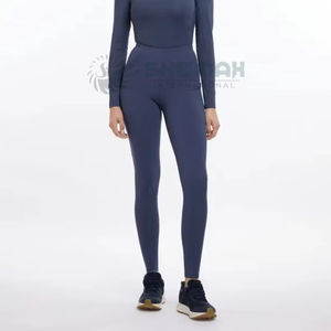 Pantalones de montar a caballo para mujer, pantalones de montar de rendimiento con tejido elástico duradero, agarre de asiento completo y cintura elástica - Product Image 1