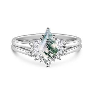 Anillo de Compromiso Jeulia con Ágata Musgosa de Corte Ovalado Geométrico en Plata de Ley Chapada en Rodio - Product Image 1