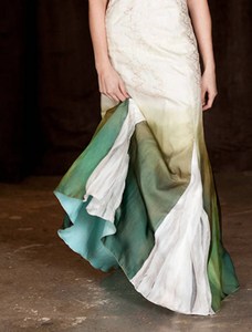Robe de mariée ombrée, robe de mariée verte, robe de mariée bio, organza de soie, robe 100% soie, robe de mariée brodée - Product Image 2