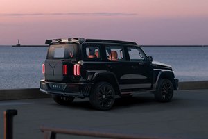 SUV essence 2.0T d'occasion 2024, modèle tout-terrain, boîte de vitesses automatique, intérieur et extérieur propres, fourni du Japon - Product Image 4