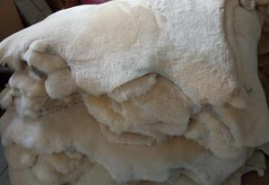 Housse <span class=keywords><strong>de</strong></span> siège auto bébé en peau <span class=keywords><strong>de</strong></span> mouton pour l'hiver, coussin <span class=keywords><strong>de</strong></span> siège chaud pour enfants en peau <span class=keywords><strong>de</strong></span> mouton mérinos, taille personnalisée, coussinets antidérapants - Product Image 4