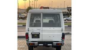 Unidad de mano derecha izquierda, accesorio usado, Toyota Land Cruiser, parte superior dura, 78, 4,5d, 10 asientos, blanco - Product Image 2