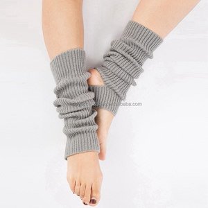 All'ingrosso scarpe calde in acrilico da donna <span class=keywords><strong>con</strong></span> Logo personalizzato calze da ballo Yoga <span class=keywords><strong>con</strong></span> foro per il <span class=keywords><strong>tacco</strong></span> in colori caramella - Product Image 2