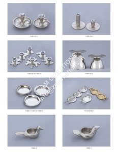 Ensemble de bougeoirs décoratifs en aluminium pour mariages, finition nickelée faite à la main, décoration de table portable - Product Image 3