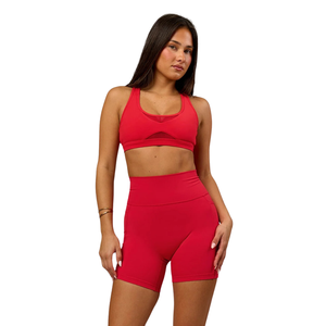 Shorts de sport tricotés taille haute rouges avec ensemble soutien-gorge assorti, séchage rapide, Spandex Polyester, couleur unie, vêtements de sport pour femmes - Product Image 1