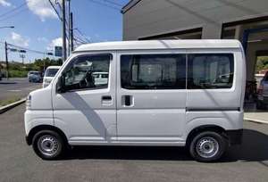 Voitures d'occasion Daihatsu Hijet VAN 2022 propres et abordables, prêtes à être expédiées - Product Image 3