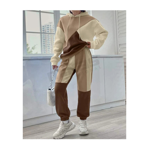 Casual Outfit Stylish Vintage Hooded Daily Wear OEM Light <b>Weight</b> <b>Woman's</b> Tracksuit Custom Logo Easily Washable Best Selling - Product Image 4