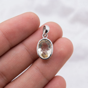 925พลอยอเมทิสต์สีเขียวธรรมชาติมาใหม่จี้เงินแท้แบบทำด้วยมือ - Product Image 1