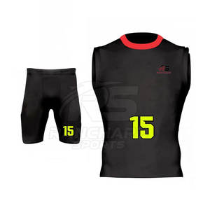 Uniformes de football pour jeunes personnalisés, matériau en polyester durable, ensemble de maillot et de short de football 7 contre 7, vêtements d'équipe personnalisés - Product Image 3