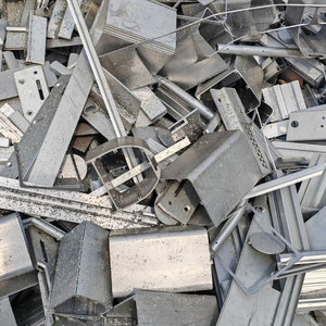 Vente chaude Nouveau Métal de récupération en aluminium de haute qualité avec une teneur en Al de 99,9% - Product Image 4