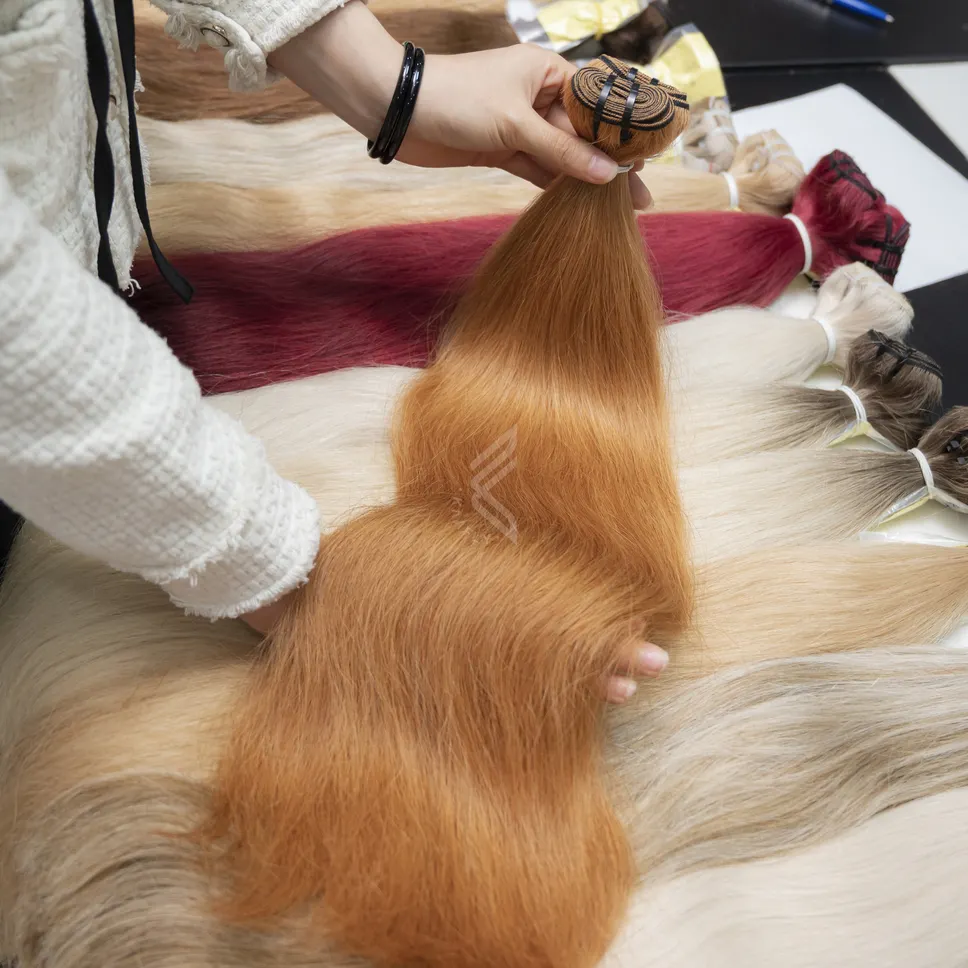Extensions de trame de cheveux humains blond fraise de premier choix, paquet de cheveux humains cheveux brésiliens droits
