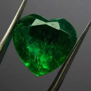 Esmeralda Colombiana Verde Natural de 10 Quilates, Corte Corazón, Calidad Certificada AAA+, Piedra Preciosa Suelta, Gem169 - Product Image 3