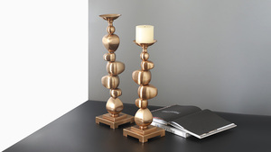 Bougeoir à trois chandeliers moderne de luxe en métal aluminium couleur argent personnalisable pour les occasions de Noël - Product Image 6