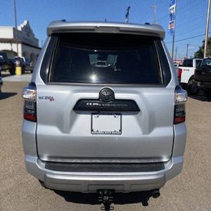 Toyota 4Runner 2024 en parfait état - Product Image 3