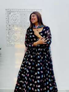 Dernier styliste indien Lehanga Choli pour femmes style pakistanais brodé Salwar Kameez Viscose imprimé lourd mariage - Product Image 3