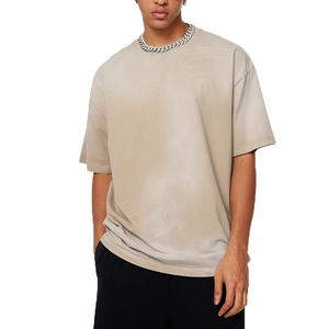 Fábrica de Ropa de Marca Privada, Etiquetas de Cuello Personalizadas y Embalaje, Outfitize International - Product Image 1