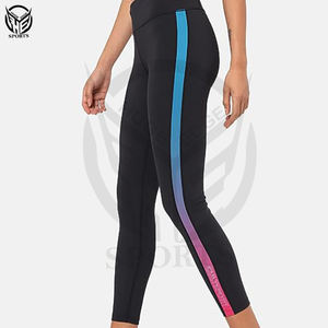Pantalons de yoga taille haute pour femmes, leggings de sport avec logo personnalisé, leggings grande taille en gros, leggings légers à séchage rapide - Product Image 4