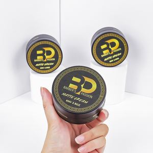 19 ans d'expérience dans la coiffure pour hommes en usine Pâte d'argile à pommade mate avec aspect naturel texturé et peu brillant - Product Image 3