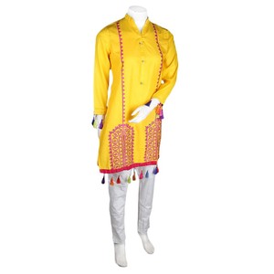 Traje de Algodón de 2 Piezas Bordado para Mujer - Amarillo - Product Image 4