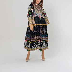 Robe afghane brodée lourde femmes vieilles pièces afghani décoration pour Kuchi fête et vêtements de mariage - Product Image 4