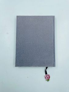 YASHVI EXPORTS Diario de Lujo con Cubierta de Terciopelo Hecha a Mano, Diseño de Mariposa, Bordado a Mano, Colores Personalizables - Product Image 2