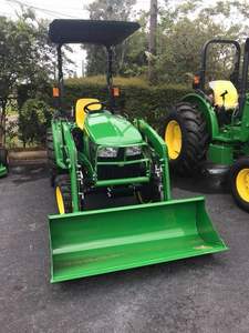 30HP para tractor de jardín de cuatro ruedas de accionamiento hidrostático diésel 3032E con motor y caja de cambios - Product Image 2