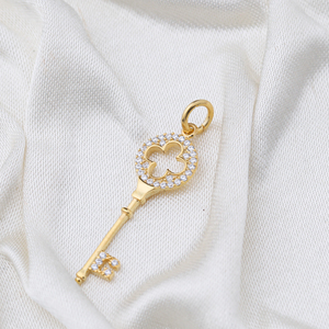 Colgante de corazón de piedra de circonita blanca delicada, joyería de plata de ley 925 turca hecha a mano, venta al por mayor - Product Image 3