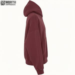 OEM Vente en gros Pull à capuche à manches longues pour hommes Vêtements de rue fuselés avec logo brodé Impression graphique Sweats à capuche d'hiver pour garçon - Product Image 3