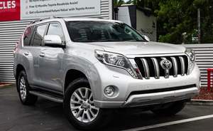 Pour Toyota Prado 2015 SUV, conduite à gauche, moteur turbo, cuir, alliage d'aluminium, jantes R19 foncées, 100% parfaitement fonctionnel, sans accident. - Product Image 4