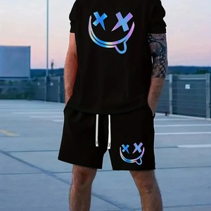 Ensemble streetwear surdimensionné personnalisé 2pcs shorts et t-shirts Ensembles de vêtements d'été Ensemble short et t-shirt pour homme - Product Image 1