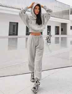 Ensemble de salle de sport 2 pièces à motif uni personnalisé pour femmes sweat-shirt et sweat-shirt d'entraînement pour vêtements de sport - Product Image 5