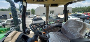 Offre en gros au meilleur prix pour le tracteur John Deere 6120E en stock et prêt pour une livraison rapide, moteur neuf et d'occasion - Product Image 3