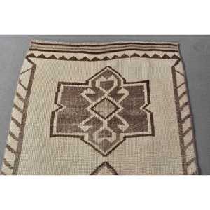 0.3x10.8 ft Herki Turkish Rug, <b>Brown</b> Oriental Vintage Rug <b>Wool</b> - Product Image 4