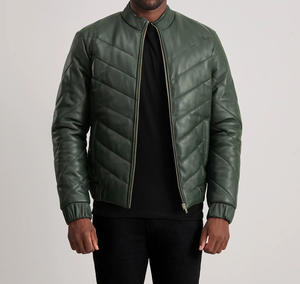Veste en cuir matelassée personnalisée pour homme, couleur personnalisée, col montant, imperméable, respirante, chaude pour l'hiver, décontractée, avec logo sur le devant - Product Image 1