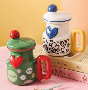 Taza de <span class=keywords><strong>café</strong></span> de cerámica con diseño de dibujos animados bonitos de gran capacidad con tapa atractiva Oficina caliente Regalo de Cumpleaños térmico para niños y niñas - Product Image 3