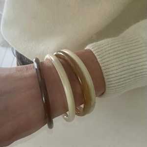 Brazalete de resina hecho a mano colorido personalizable de la mejor calidad, flores de hojas secas reales, hallazgos de joyería naturales únicos - Product Image 2