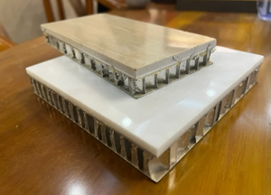 Travertin sol rideau mur bureau bureau plat insonorisant panneaux en nid d'abeille en aluminium avec noyaux noirs - Product Image 2