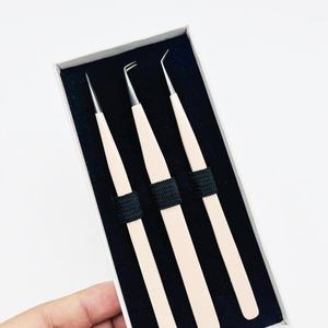 Pinzas de pestañas rectas puntiagudas en polvo de melocotón recubierto con pinzas de pestañas de sujeción fuerte de punto negro de plasma a precios bajos - Product Image 4