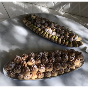 Présentoir de desserts de service au chocolat en métal doré de qualité supérieure pour la décoration de table à la maison et le mariage ou les fêtes - Product Image 1