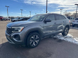 Volkswagen Atlas Cross Sport SE 4Motion 2024 Usado en Excelentes Condiciones - Product Image 6